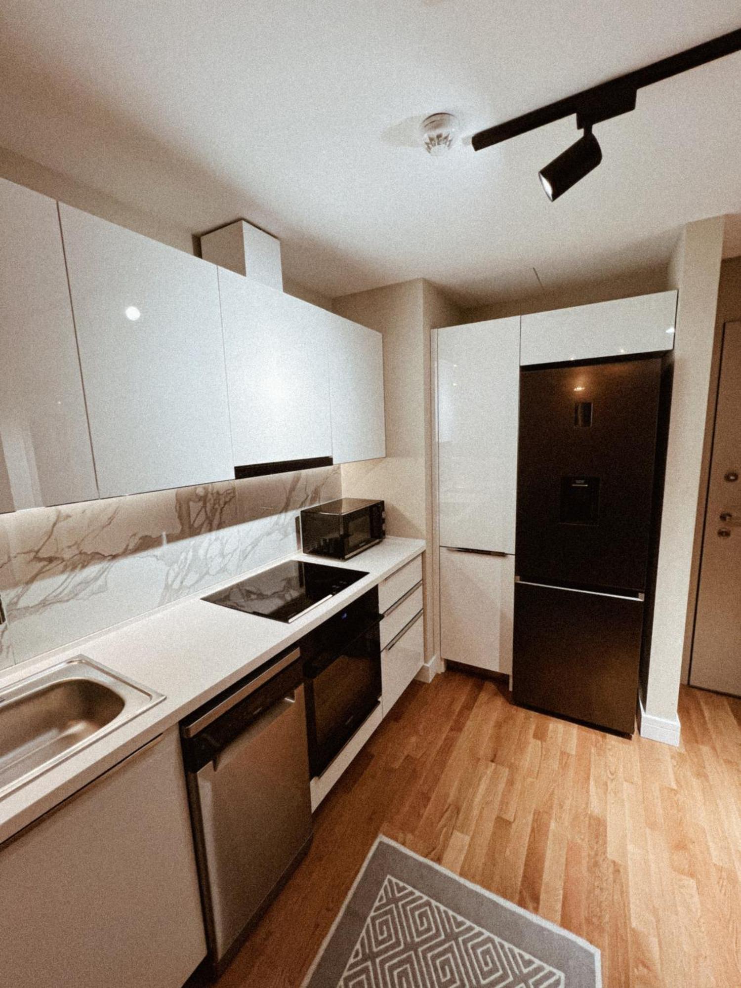 180° View In Diamond Building Apartment Skopje